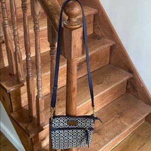 Tommy Hilfiger satchel! Used one time since buying